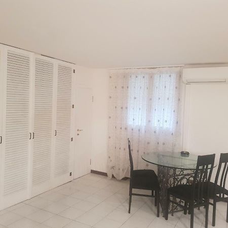 Ferienwohnung Monolocale Oberdan Bologna Exterior foto